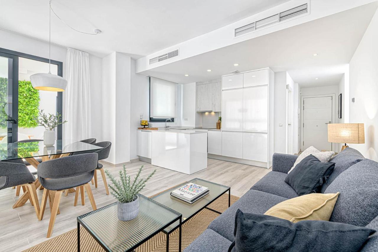 Constancia Apartment In Malaga By Solaga Holiday Homes Екстериор снимка