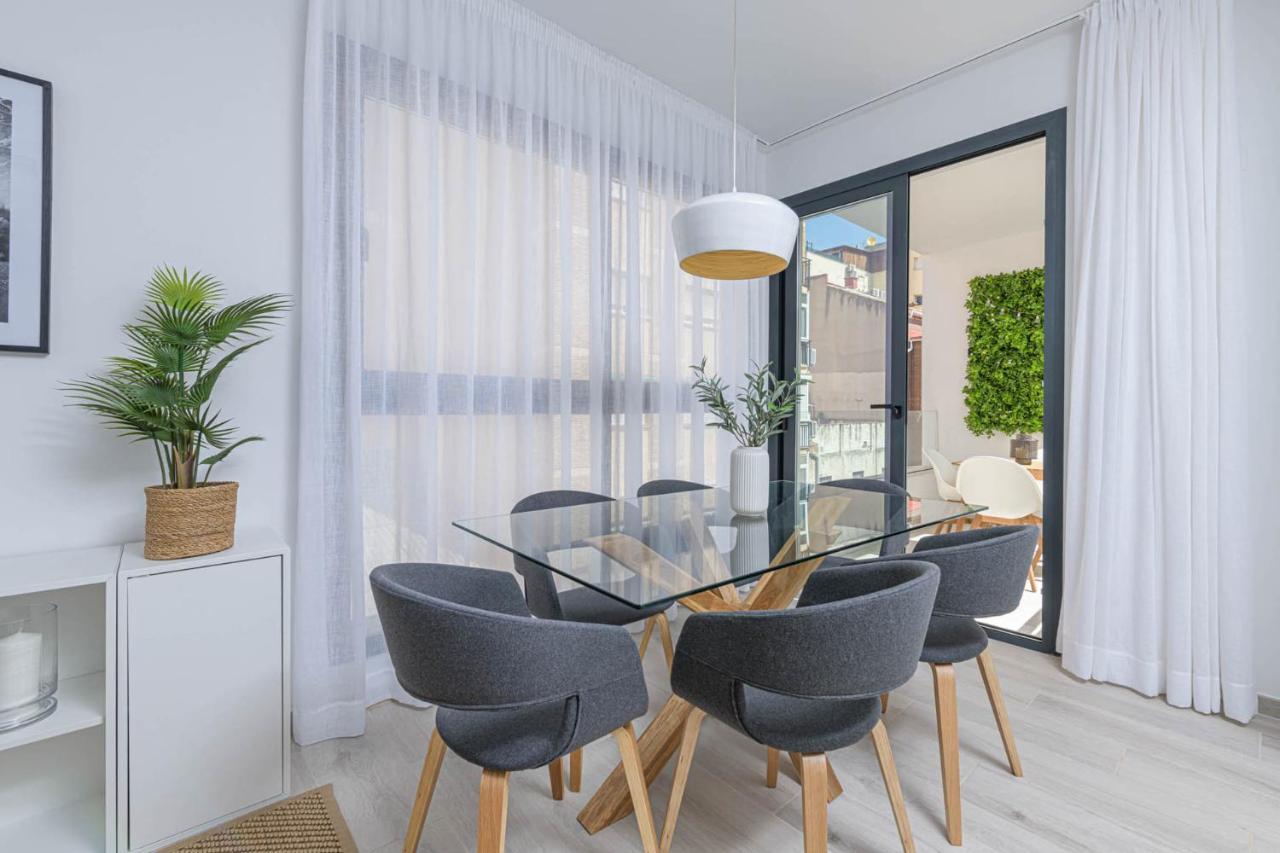 Constancia Apartment In Malaga By Solaga Holiday Homes Екстериор снимка