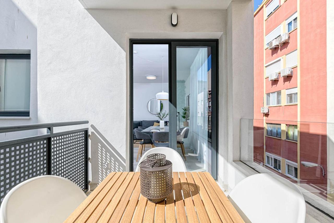Constancia Apartment In Malaga By Solaga Holiday Homes Екстериор снимка